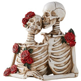 Halloween Decoration Eternal Love Skeleton Couple Statue with Red Roses Gothic Resin Figurine for Home Party and Gothic Decor